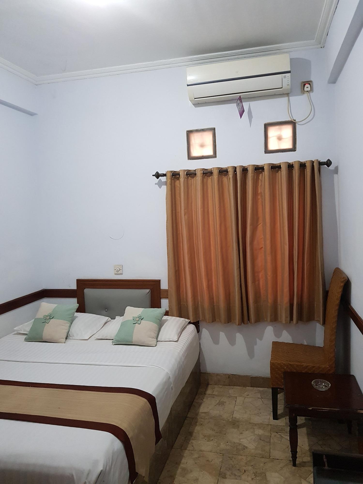 Oyo 1945 Hotel Bali Indah บันดุง ภายนอก รูปภาพ