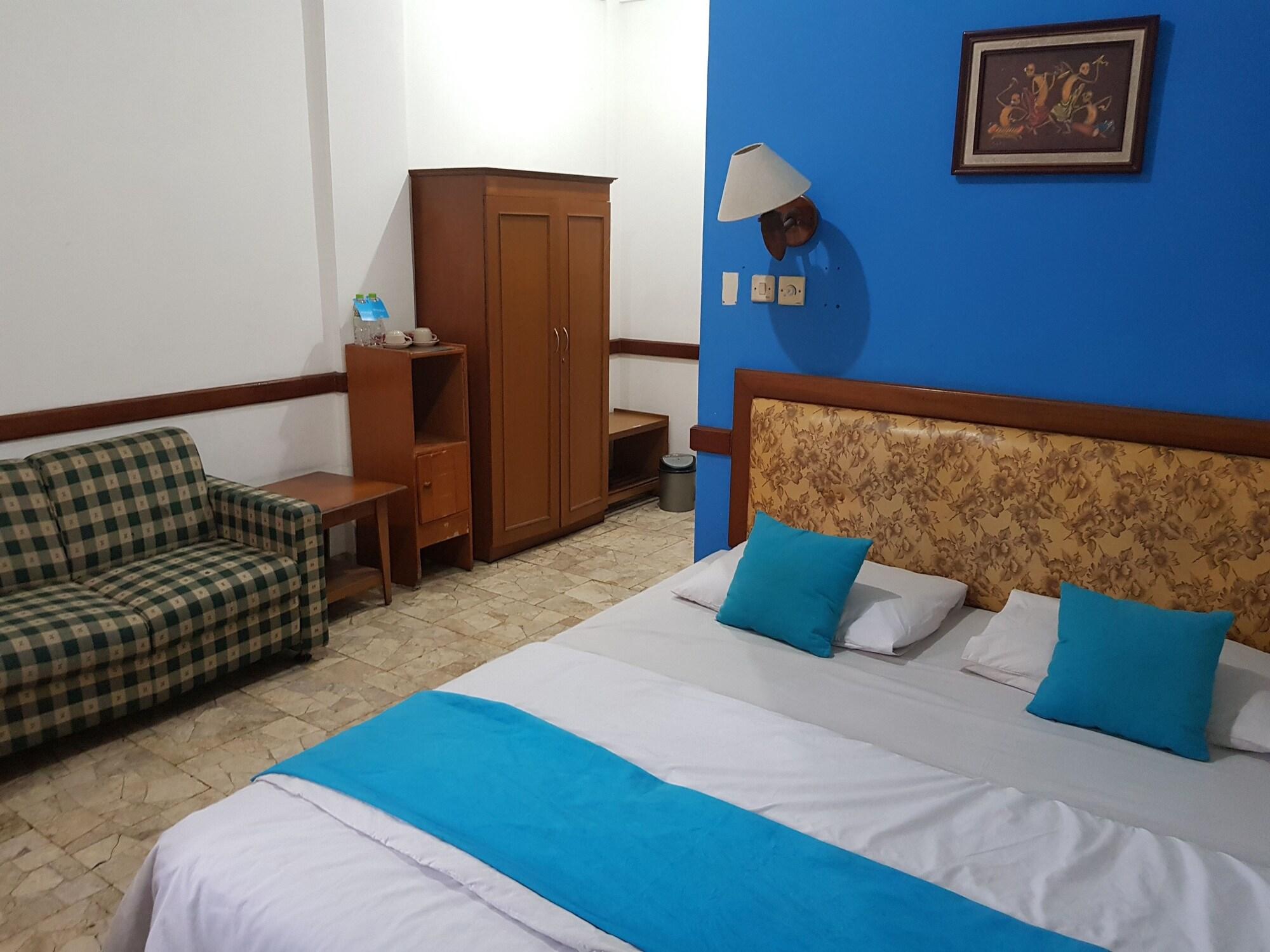 Oyo 1945 Hotel Bali Indah บันดุง ภายนอก รูปภาพ