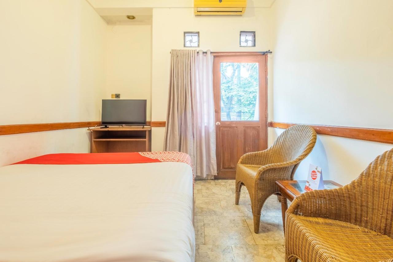 Oyo 1945 Hotel Bali Indah บันดุง ภายนอก รูปภาพ