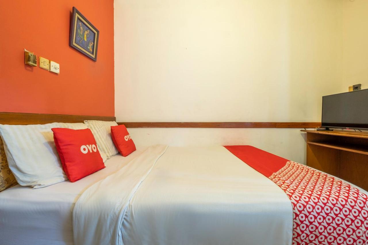 Oyo 1945 Hotel Bali Indah บันดุง ภายนอก รูปภาพ